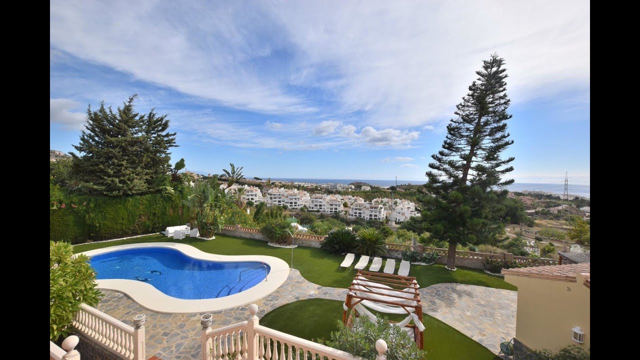 Stunning Detached Villa in Benalmadena Pueblo with Sea and Mountain Views