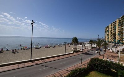 Beachfront Apartment For Sale in Fuengirola